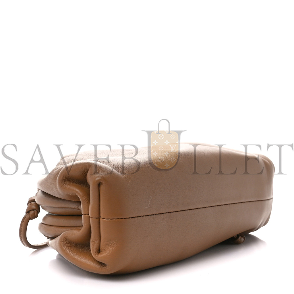 BOTTEGA VENETA BUTTER CALFSKIN THE MINI POUCH CAMEL  (20*13*6cm)