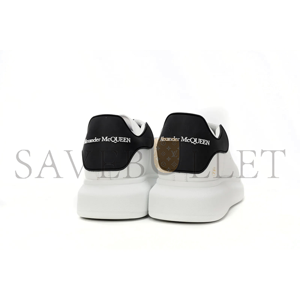 ALEXANDER MCQUEEN OVERSIZED SNEAKER 625156WHXMT9034